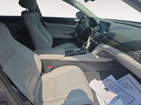Used 2018 Honda Accord EX-L image 15