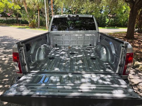 Used 2022 RAM 3500 Big Horn w/ Max Tow Package AWD/4WD image 16