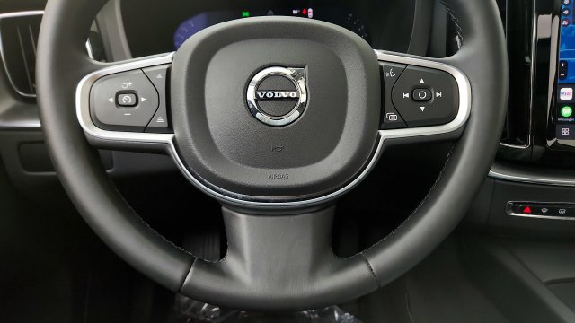Used 2025 Volvo XC60 B5 Core AWD/4WD image 62