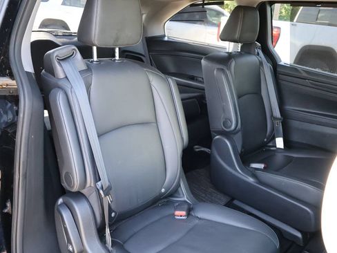Certified 2023 Honda Odyssey Touring image 12