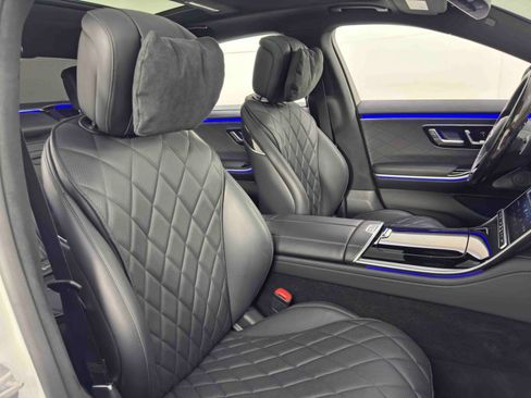Used 2023 Mercedes-Benz S 580 4MATIC Sedan image 44