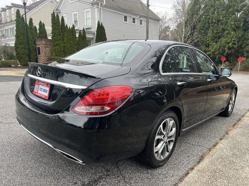 Used 2017 Mercedes-Benz C 300 Sedan image 4