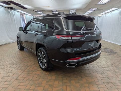 Used 2021 Jeep Grand Cherokee L Overland w/ Luxury Tech Group IV AWD/4WD image 5