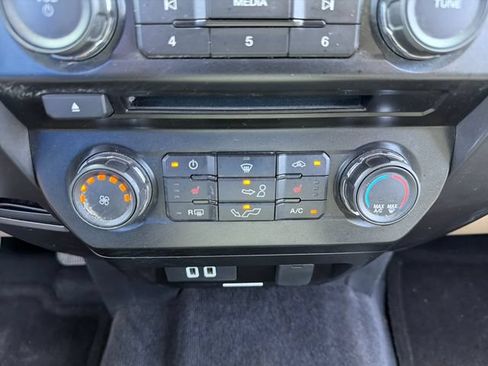Used 2017 Ford F150 XLT w/ Equipment Group 302A Luxury AWD/4WD image 15
