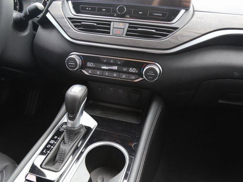 New 2025 Nissan Altima 2.5 SL image 26