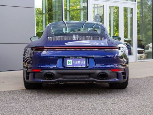 Used 2024 Porsche 911 Carrera T w/ Sportdesign Package RWD image 9