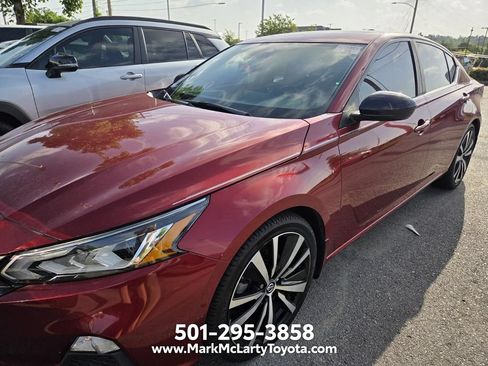Used 2020 Nissan Altima 2.5 SR FWD image 4