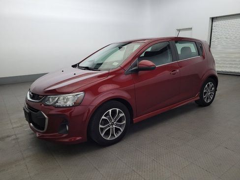 Used 2018 Chevrolet Sonic LT FWD image 2