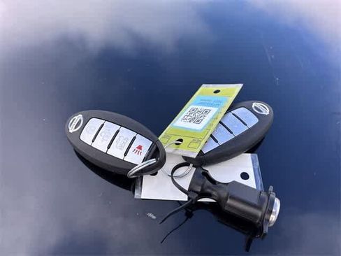 Used 2021 Nissan Sentra S image 36