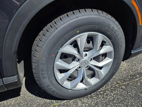 Used 2024 Honda CR-V LX image 18