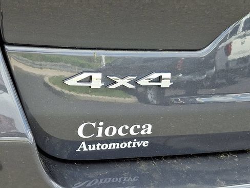 Used 2022 Jeep Grand Cherokee Limited AWD/4WD image 35