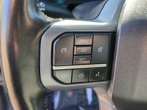 Used 2023 Ford F350 Lariat image 17