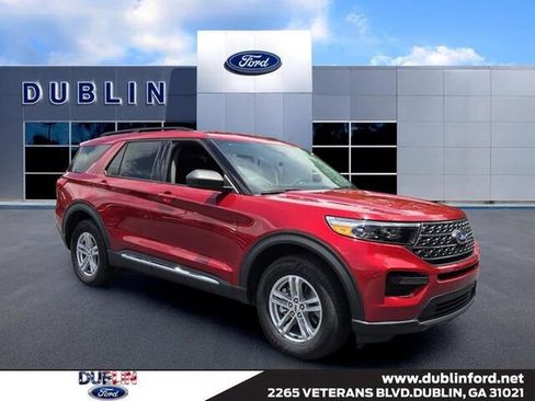 Used 2024 Ford Explorer XLT AWD/4WD image 1