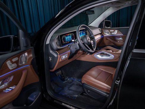 New 2026 Mercedes-Benz GLS 450 4MATIC image 11