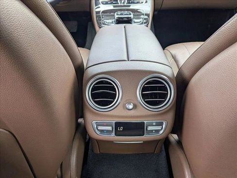 Used 2019 Mercedes-Benz E 300 4MATIC image 19
