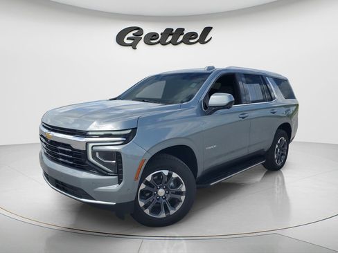 Used 2026 Chevrolet Tahoe LS RWD image 2