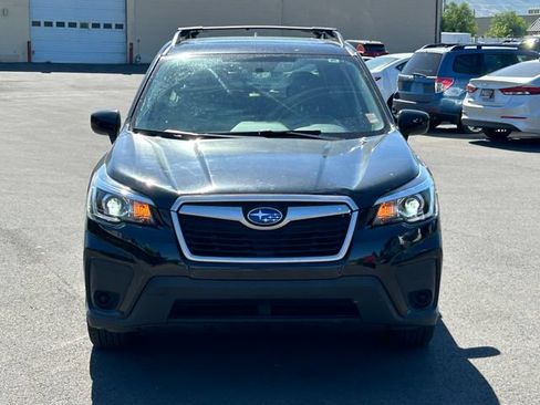 Used 2020 Subaru Forester Premium AWD/4WD image 9