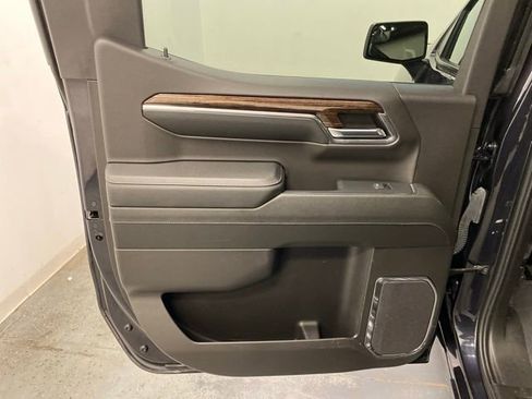 Used 2024 GMC Sierra 1500 Elevation AWD/4WD image 11