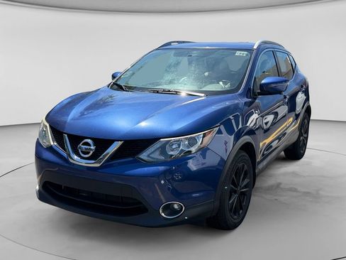 Used 2017 Nissan Rogue Sport SV w/ SV Premium Package AWD/4WD image 1