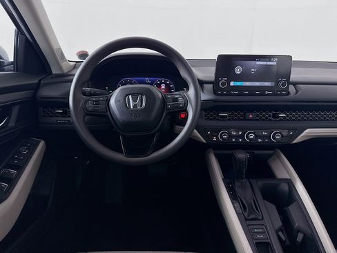 Certified 2025 Honda Accord SE image 26