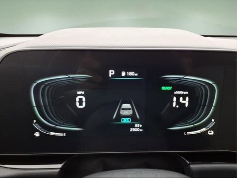 Used 2024 Kia Niro EX Touring image 24