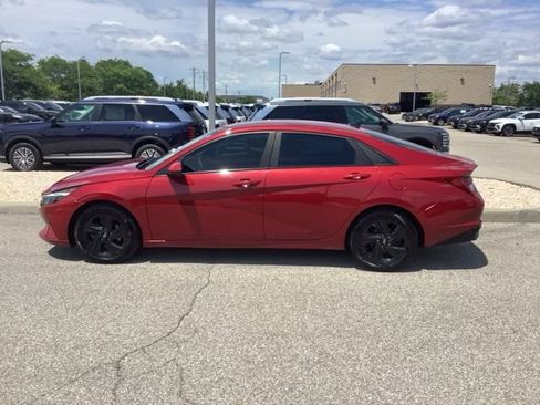 Used 2023 Hyundai Elantra Blue w/ Preferred Accessory Package FWD image 2