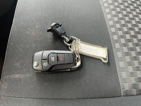 Used 2023 Ford Transit 350 XLT RWD image 22