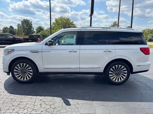 Used 2019 Lincoln Navigator Reserve image 2