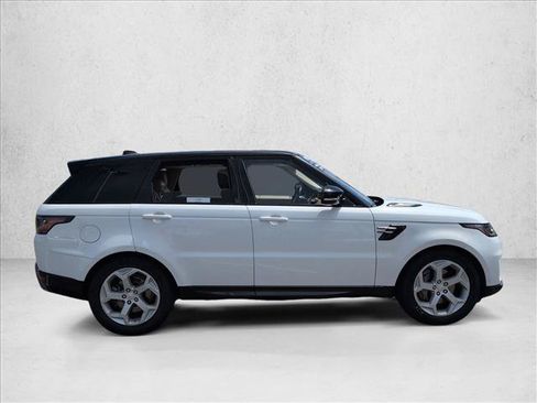 Used 2018 Land Rover Range Rover Sport HSE AWD/4WD image 4