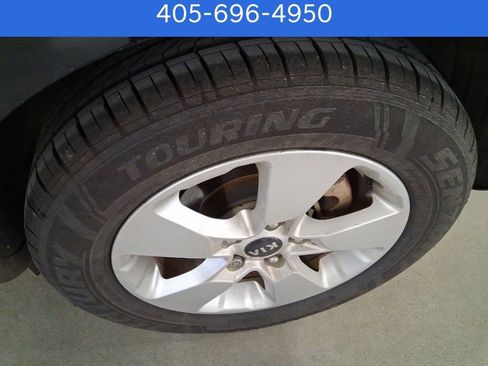 Used 2019 Kia Soul image 23