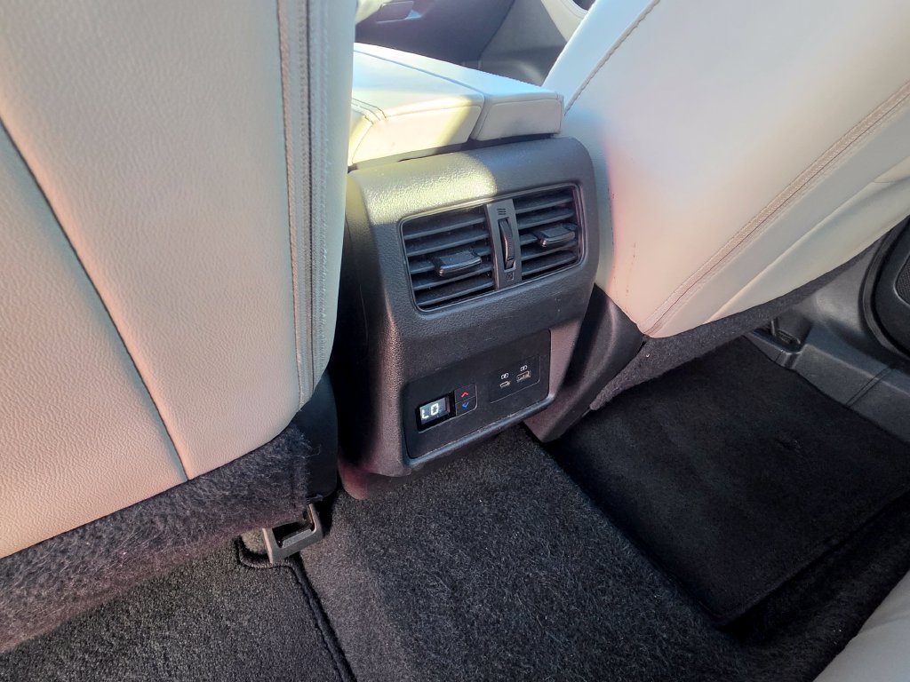 Certified 2023 Nissan Rogue SL w/ SL Premium Package FWD image 18