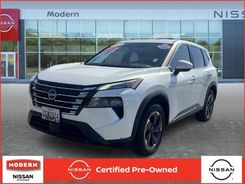 Certified 2025 Nissan Rogue SV AWD/4WD image 1