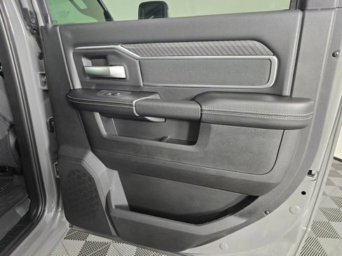 New 2026 RAM 3500 Big Horn AWD/4WD image 38