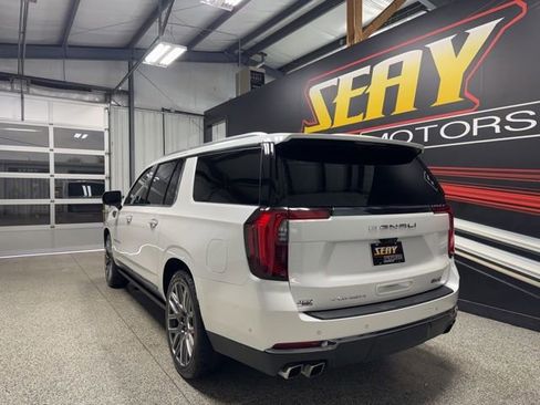 Used 2025 GMC Yukon XL Denali Ultimate image 21