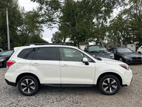 Used 2017 Subaru Forester 2.5i Limited image 4