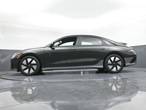 Used 2024 Hyundai Ioniq 6 SEL RWD image 27