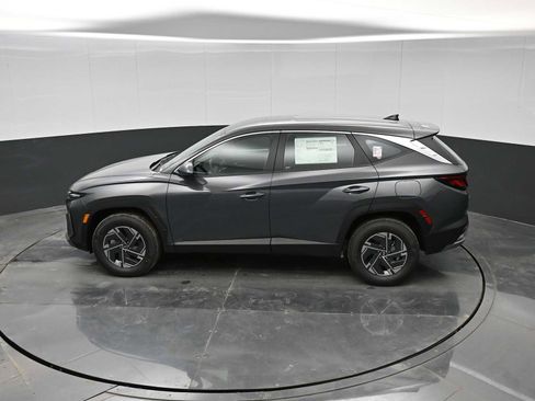 New 2026 Hyundai Tucson Blue SE image 25