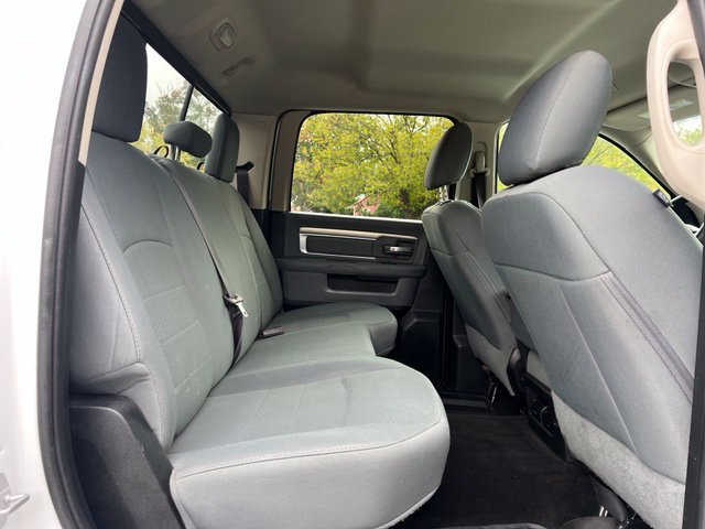 Used 2017 RAM 2500 SLT AWD/4WD image 18