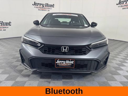 Used 2025 Honda Civic Sport image 4