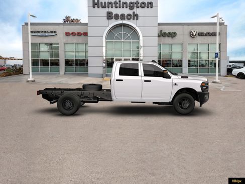 New 2026 RAM 3500 Tradesman image 9