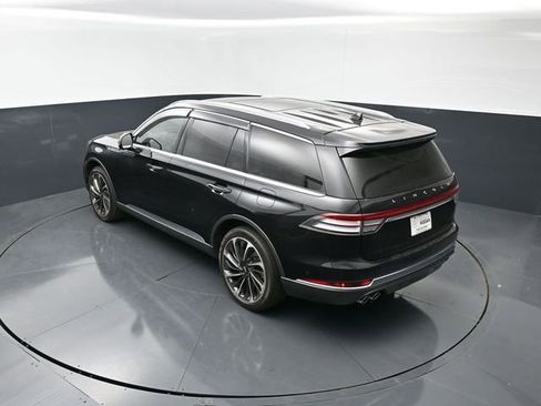 Used 2023 Lincoln Aviator Reserve w/ Equipment Group 201A AWD/4WD image 15