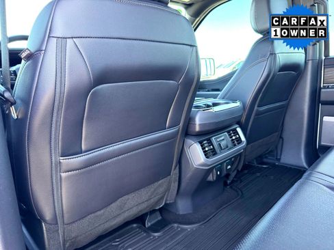 Used 2025 Ford F150 Lariat w/ Equipment Group 502A High image 20