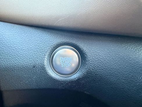 Used 2022 Hyundai Santa Fe SEL image 19