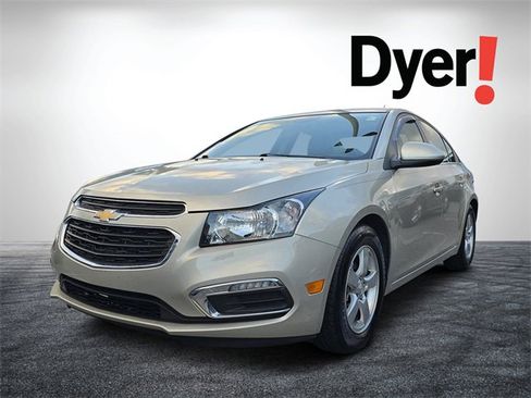 Used 2016 Chevrolet Cruze LT w/ Technology Package image 8