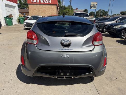 Used 2012 Hyundai Veloster w/ Style Pkg FWD image 5