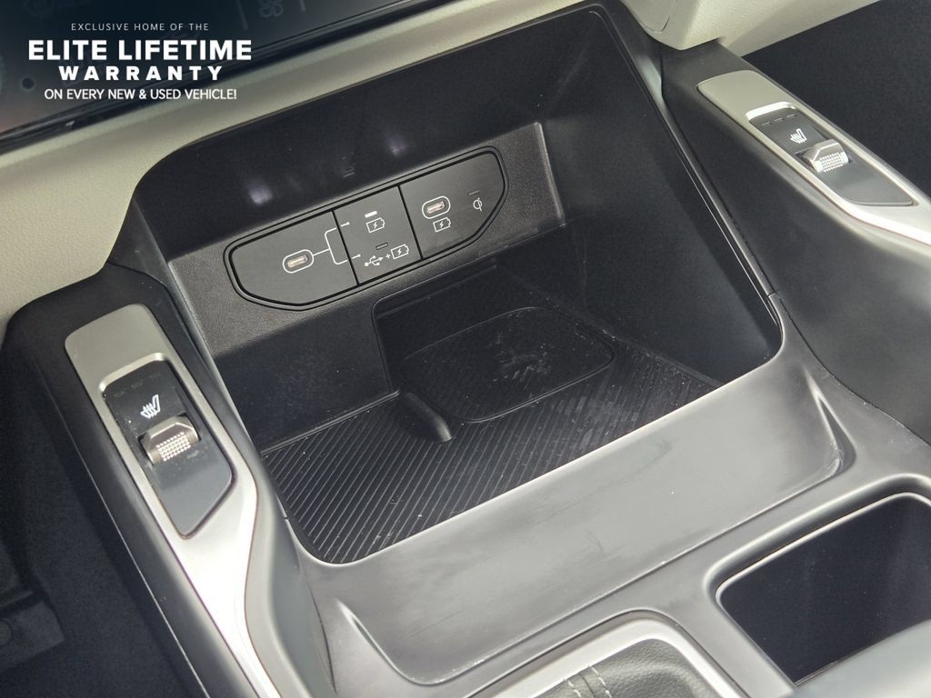 Used 2025 Kia Sorento EX FWD image 18