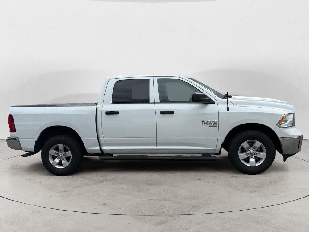 Used 2023 RAM 1500 Classic SLT AWD/4WD image 2