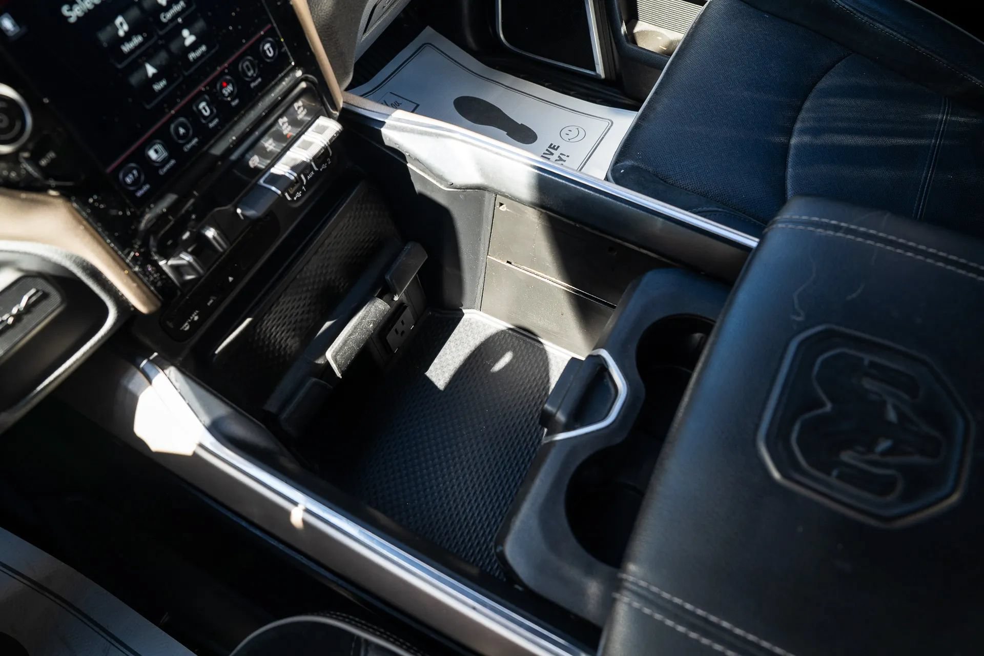 Used 2019 RAM 2500 Laramie w/ Night Edition AWD/4WD image 26