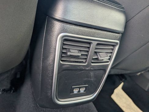 Used 2023 Dodge Charger SXT RWD image 31
