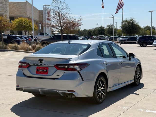 Used 2024 Toyota Camry SE FWD image 5